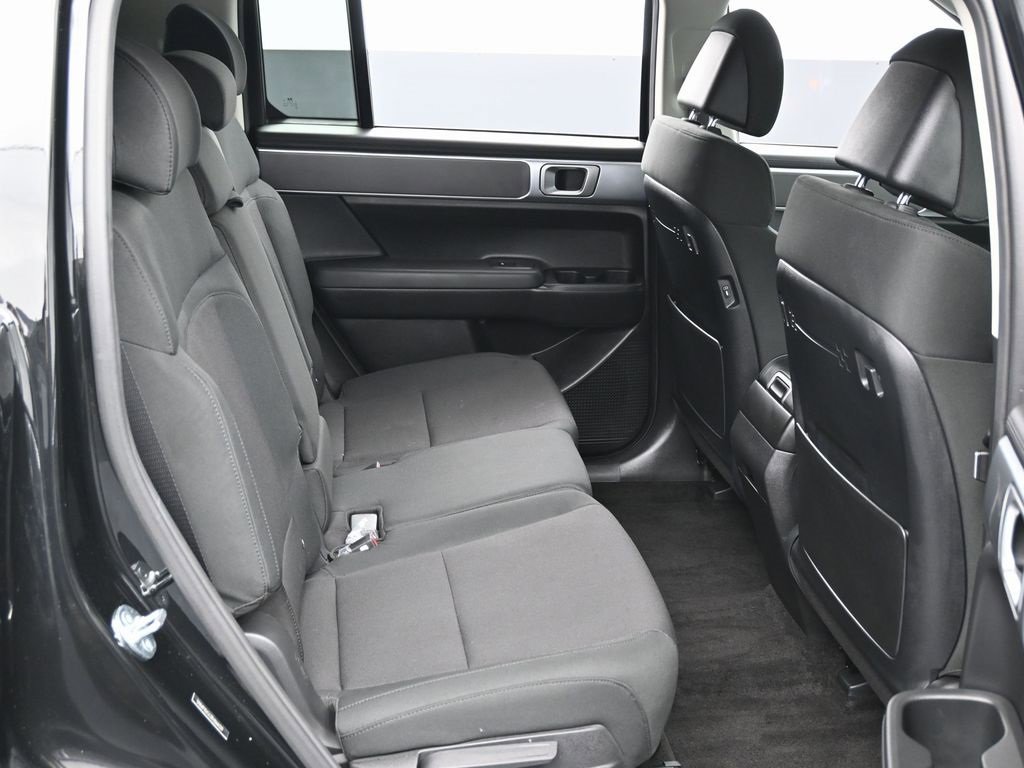 Used 2024 Hyundai Santa Fe SE image 35