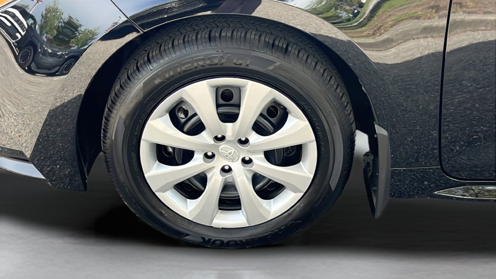 Certified 2026 Toyota Corolla LE FWD image 24
