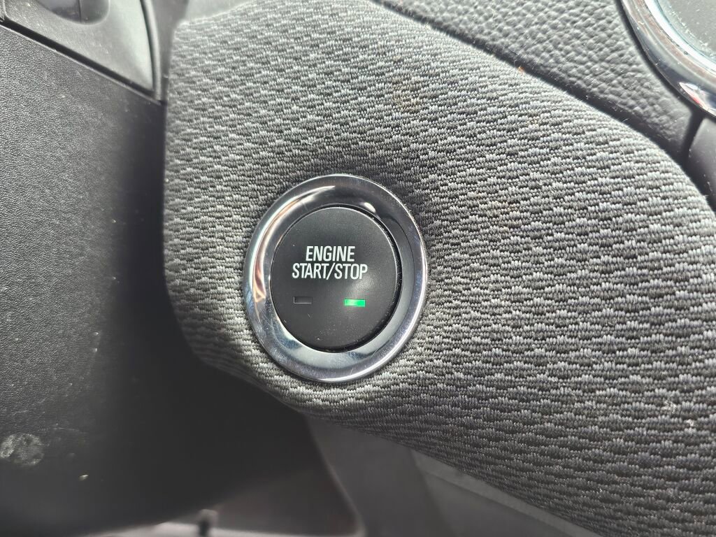 Used 2017 Chevrolet Cruze LT w/ Convenience Package image 39