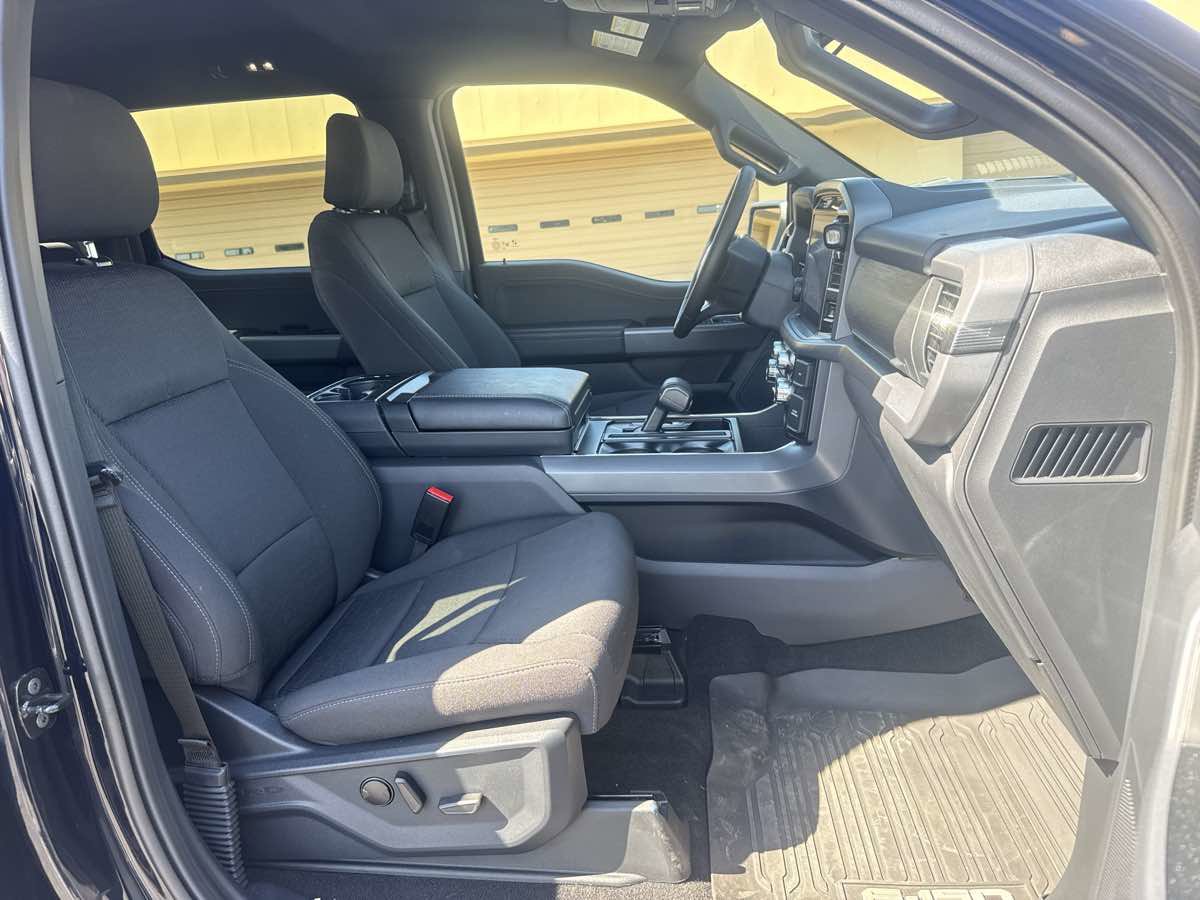 Used 2025 Ford F150 XLT w/ Equipment Group 302A MID AWD/4WD image 21