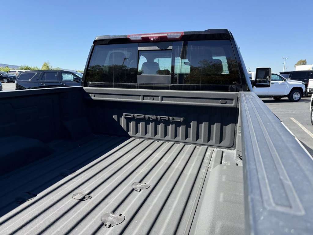 Used 2022 GMC Sierra 2500 Denali w/ Denali Ultimate Package image 8