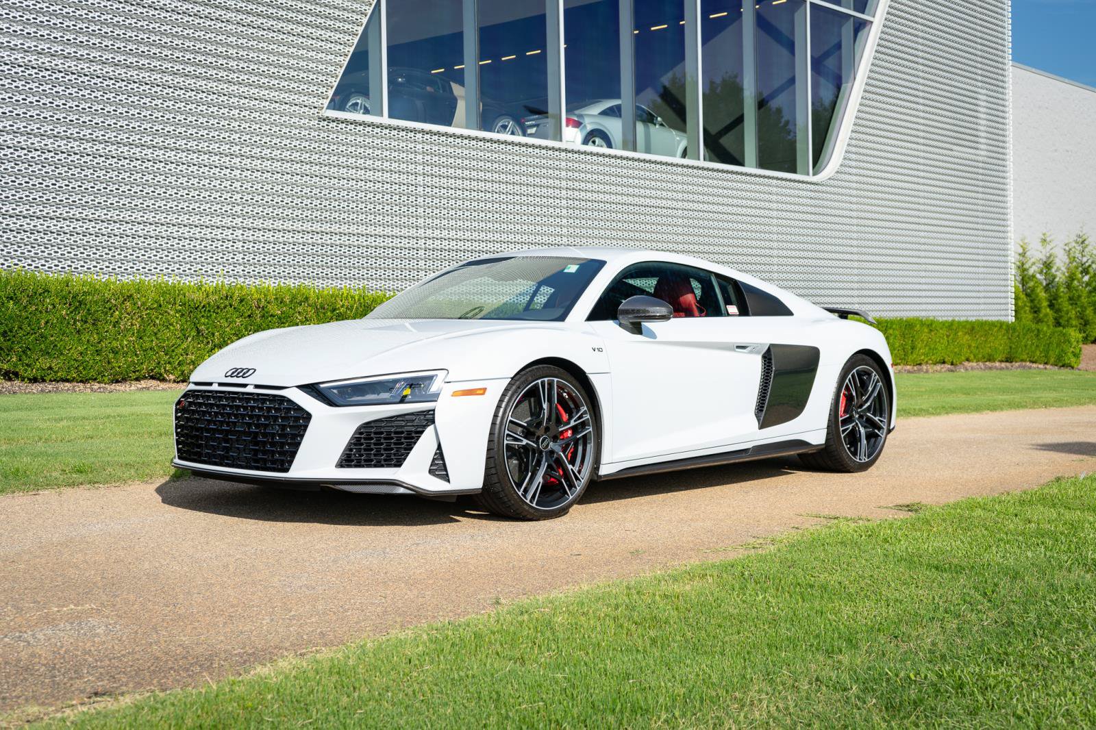 Certified 2023 Audi R8 V10 performance AWD/4WD image 14