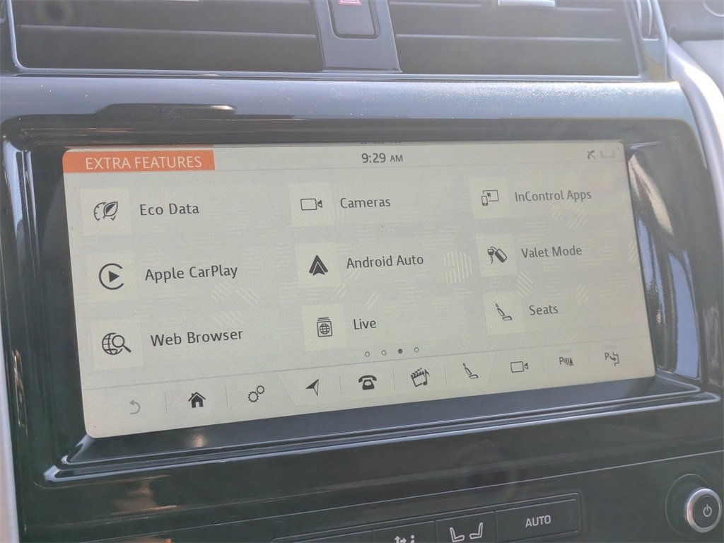 Used 2019 Land Rover Discovery HSE image 10