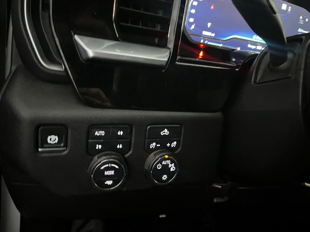 Used 2023 Chevrolet Silverado 1500 LT w/ Z71 Off-Road Package image 25