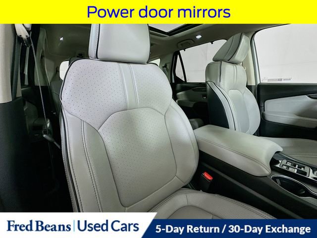 Used 2025 Honda Pilot Elite image 35