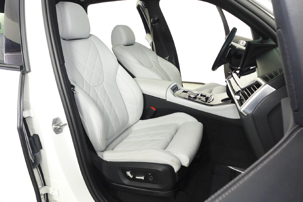 Certified 2024 BMW X5 sDrive40i w/ M Sport Package RWD image 19