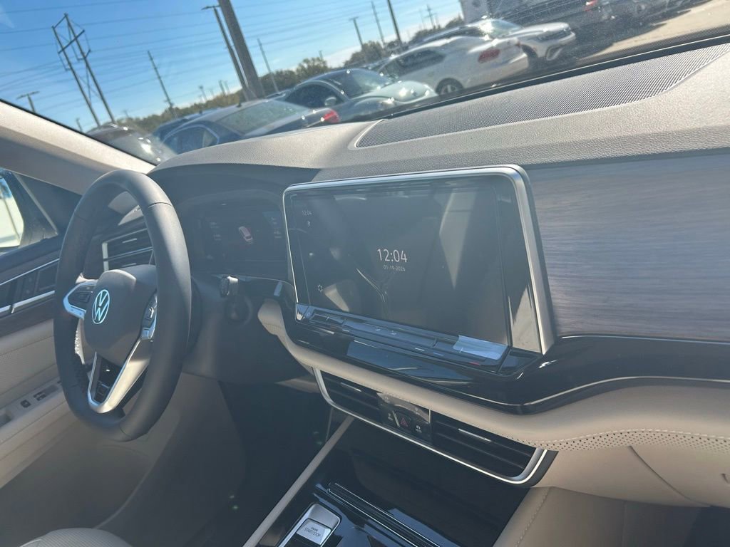 New 2026 Volkswagen Atlas SEL Premium R-Line image 38