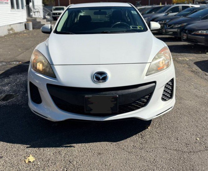 Used 2012 MAZDA MAZDA3 i Touring FWD image 2