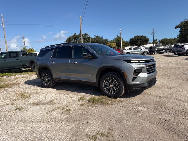 New 2027 Chevrolet Traverse LT w/ Driver Confidence Package FWD image 15