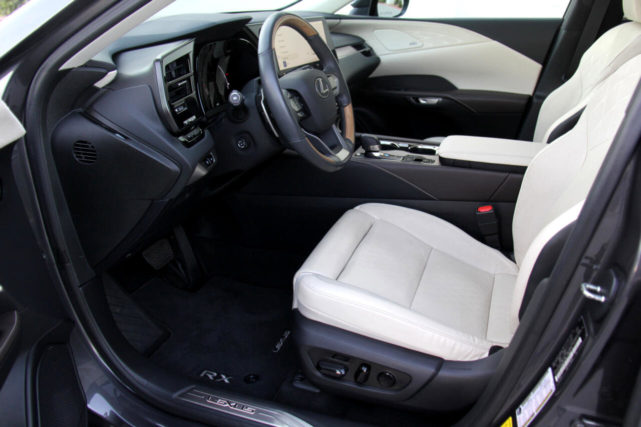 Used 2024 Lexus RX 350 FWD image 25