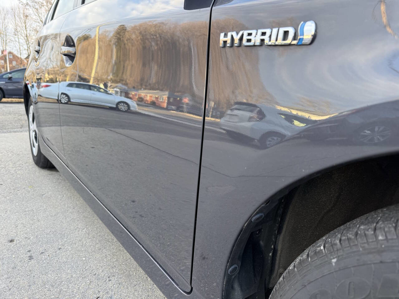 Used 2013 Toyota Prius Two FWD image 26