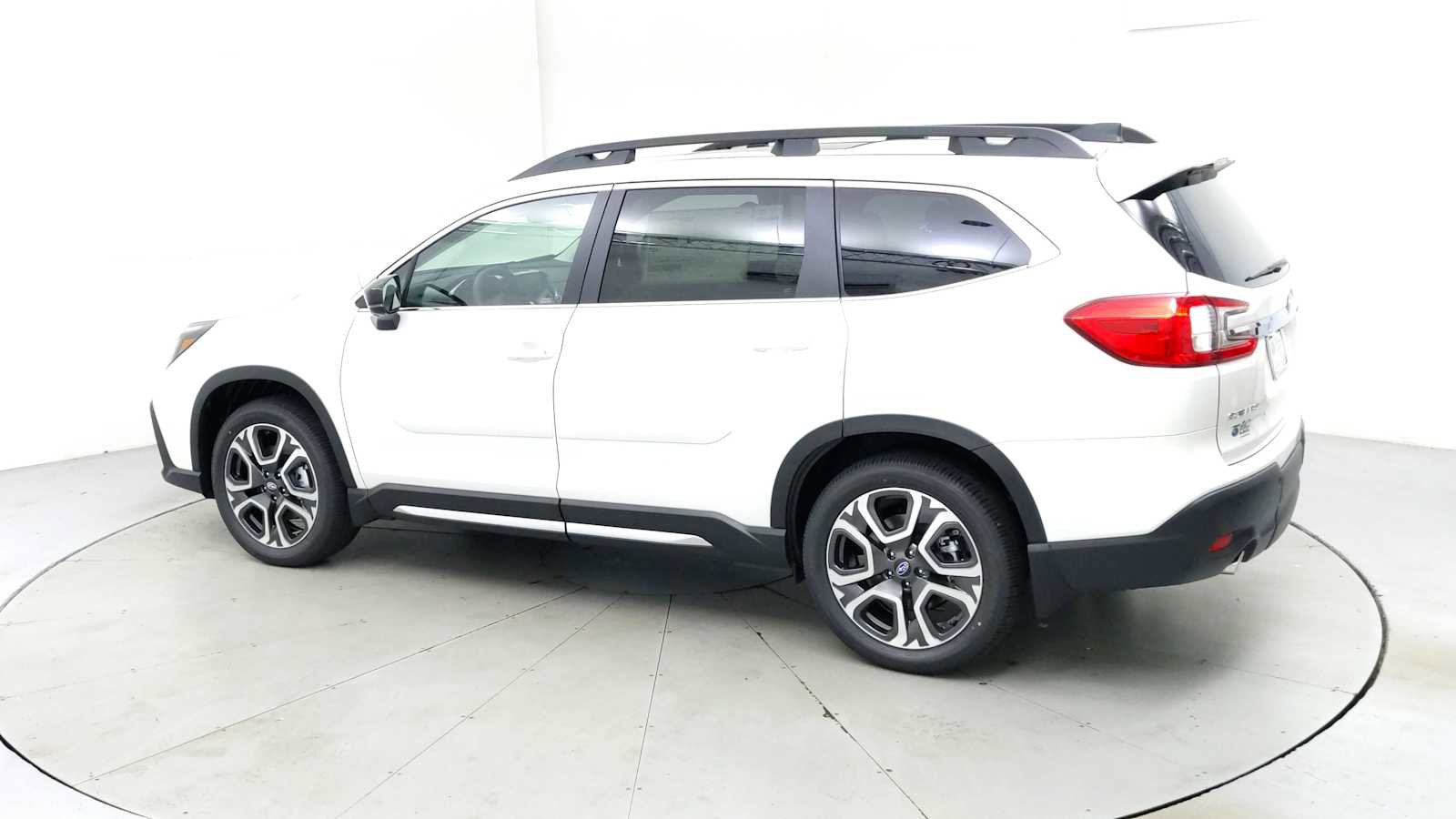 New 2025 Subaru Ascent Limited image 7