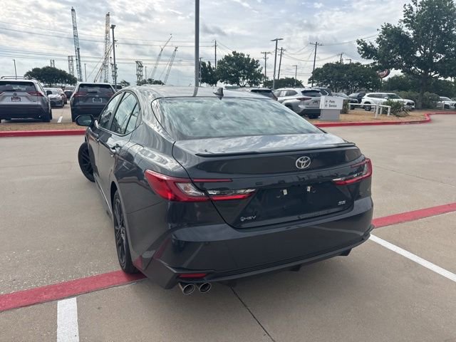 Used 2025 Toyota Camry SE FWD image 4
