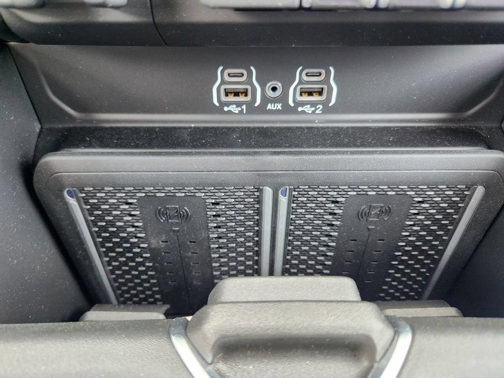 New 2026 RAM 2500 Laramie w/ Night Edition AWD/4WD image 21