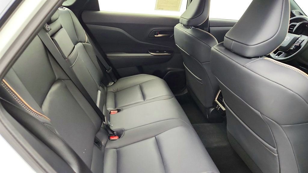 Used 2025 Toyota Crown Signia w/ Advanced Technology Package image 23