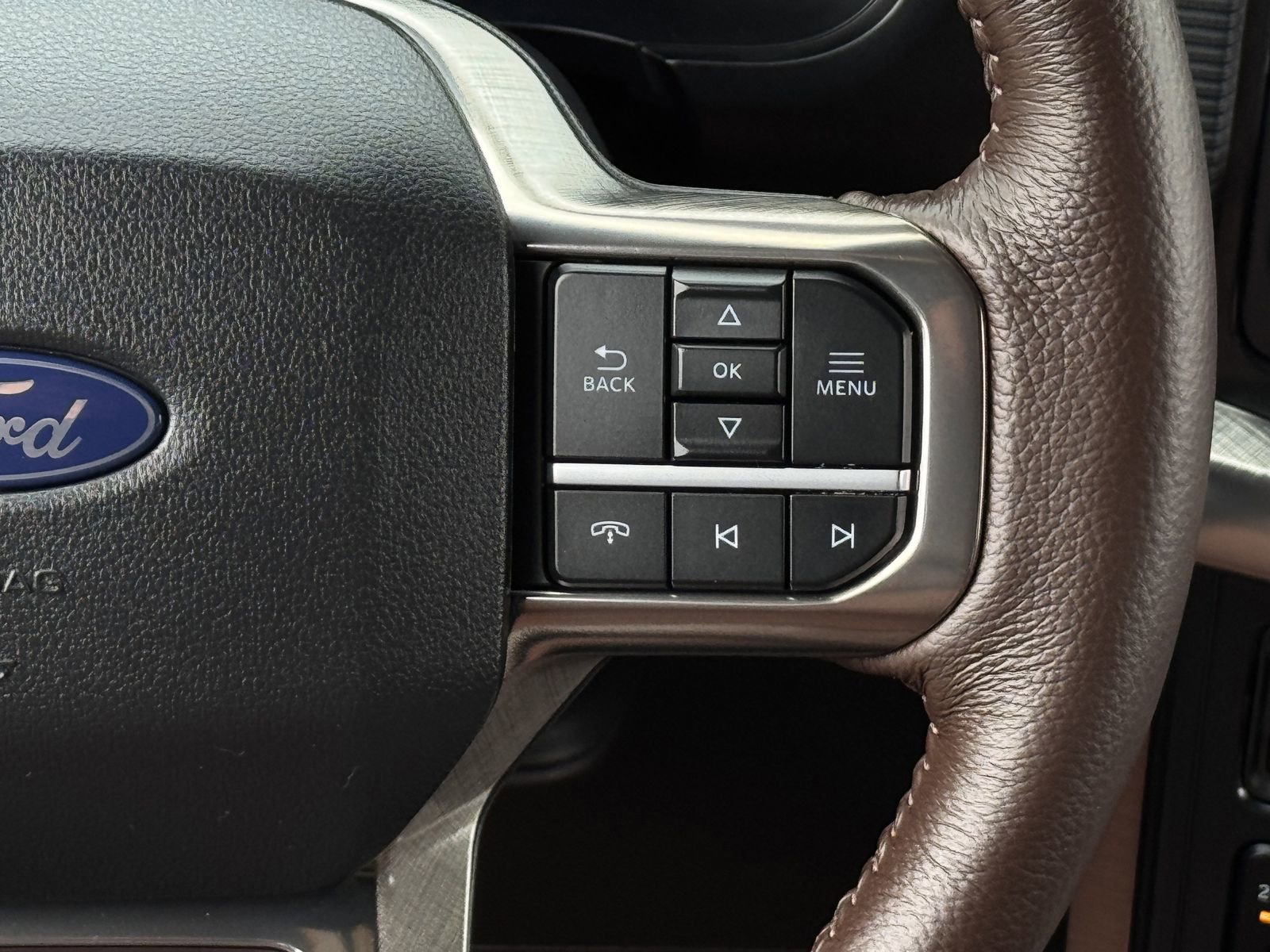 Used 2025 Ford F150 King Ranch w/ FX4 Off-Road Package image 17