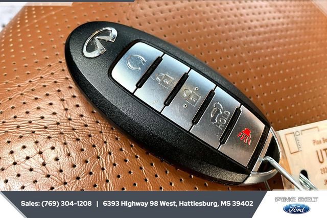 Used 2024 INFINITI QX80 Sensory w/ Cargo Package image 9