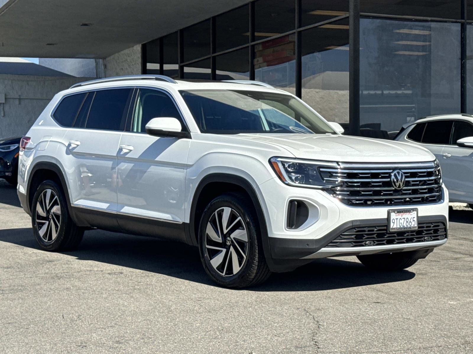 Certified 2025 Volkswagen Atlas SEL image 7