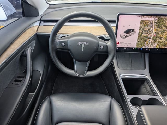 Used 2021 Tesla Model 3 Standard Range Plus image 16