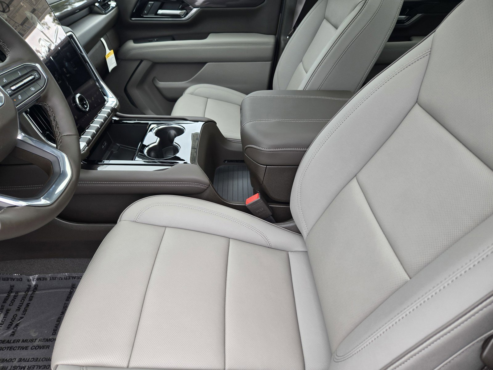 New 2026 GMC Yukon XL Elevation w/ Elevation Premium Package image 8