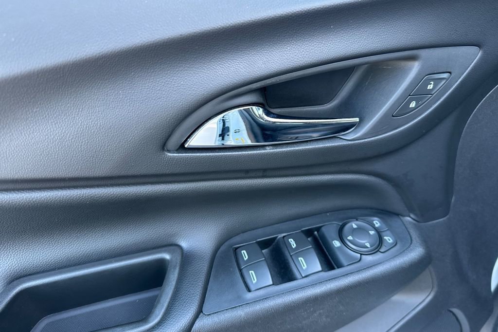 Used 2019 Chevrolet Equinox LT image 14