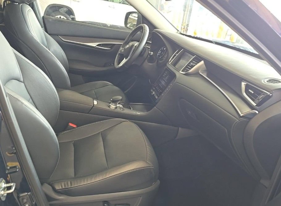 Used 2022 INFINITI QX50 Luxe AWD/4WD image 6