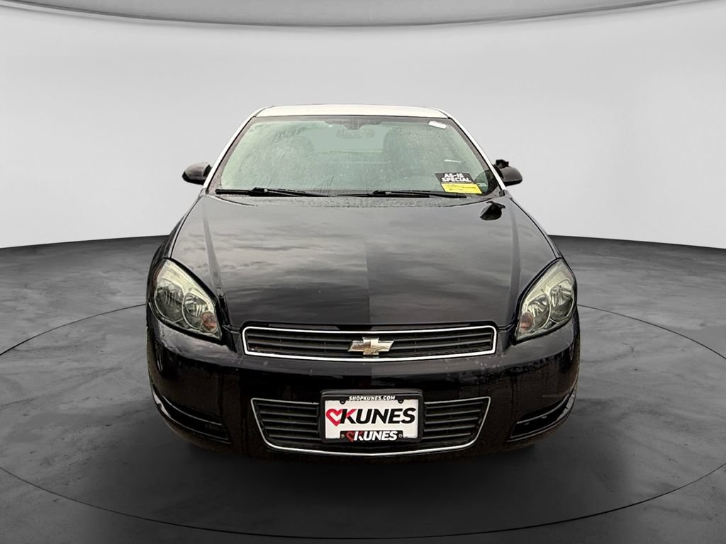 Used 2009 Chevrolet Impala Police FWD image 2