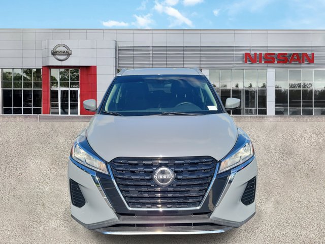 Certified 2023 Nissan Kicks SV FWD image 7