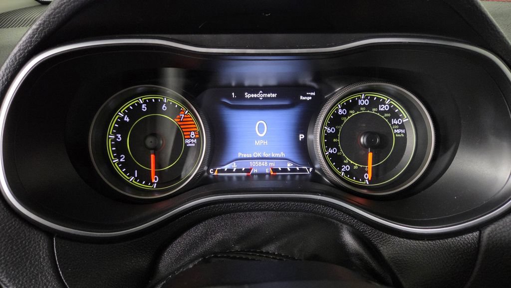 Used 2020 Jeep Cherokee Trailhawk AWD/4WD image 20
