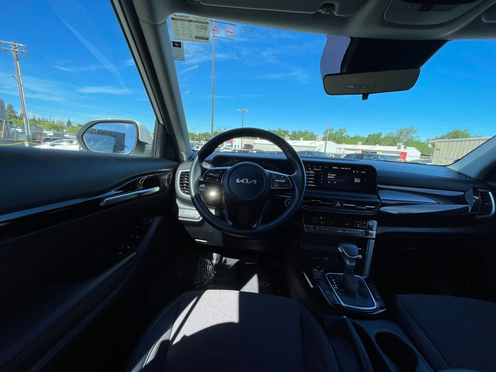 Used 2025 Kia Seltos S FWD image 35
