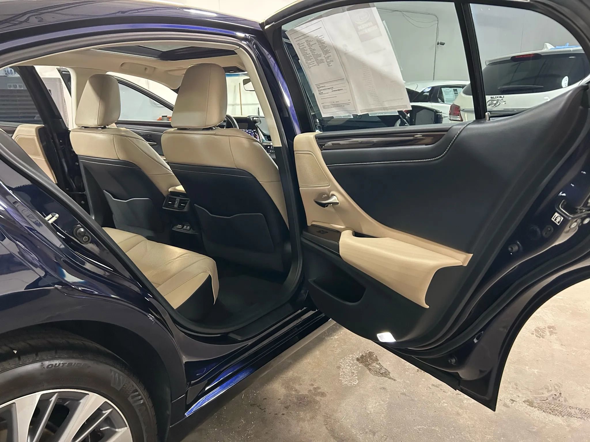 Used 2019 Lexus ES 350 w/ Accessory Package 2 image 48