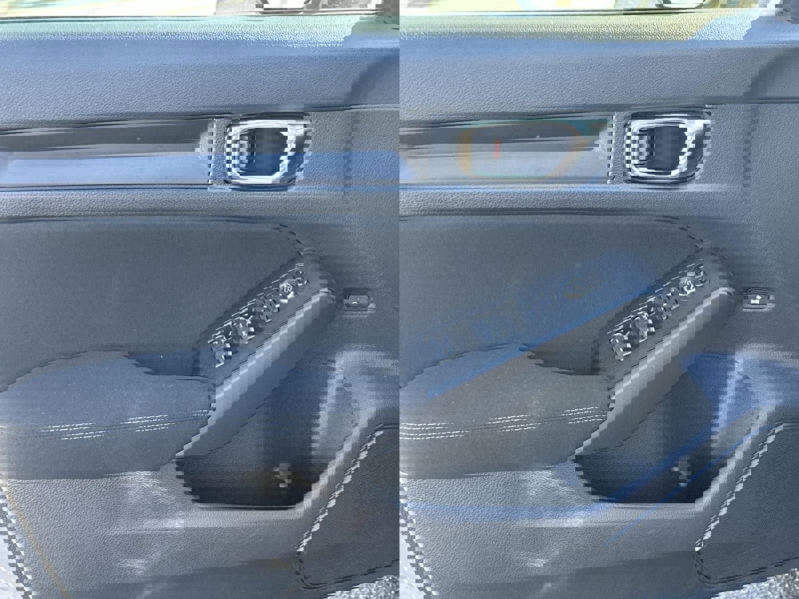 Used 2022 Honda Civic LX image 14