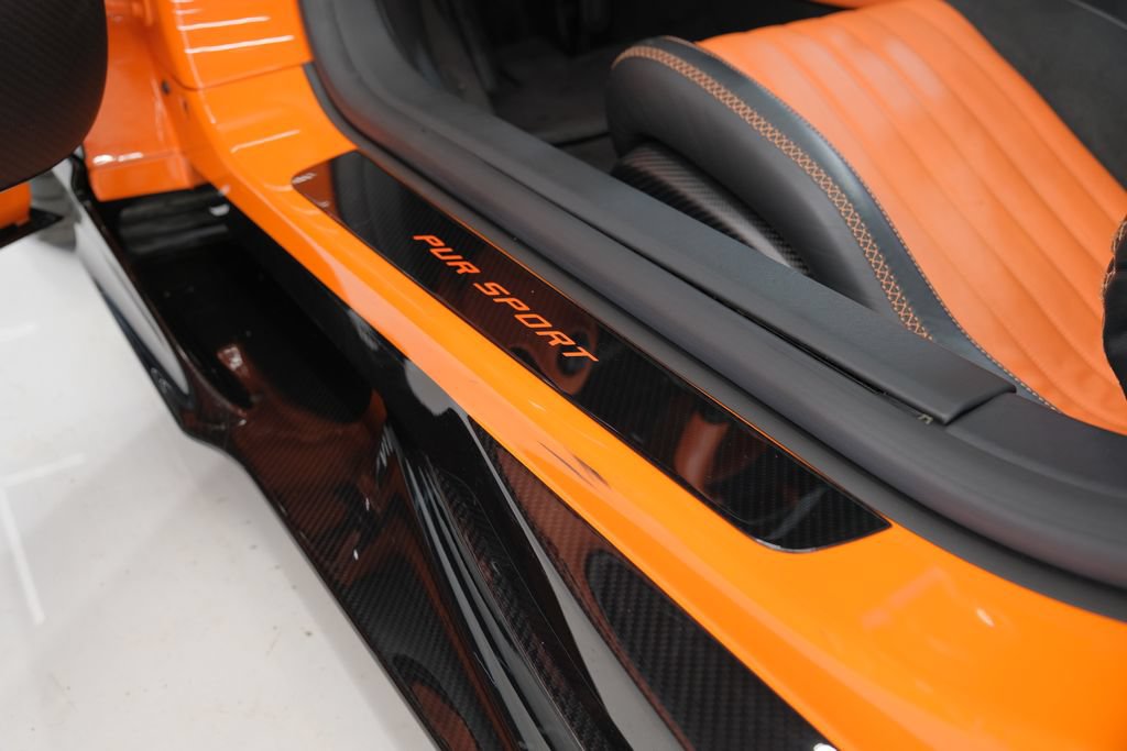 Used 2023 Bugatti Chiron Pur Sport AWD/4WD image 56