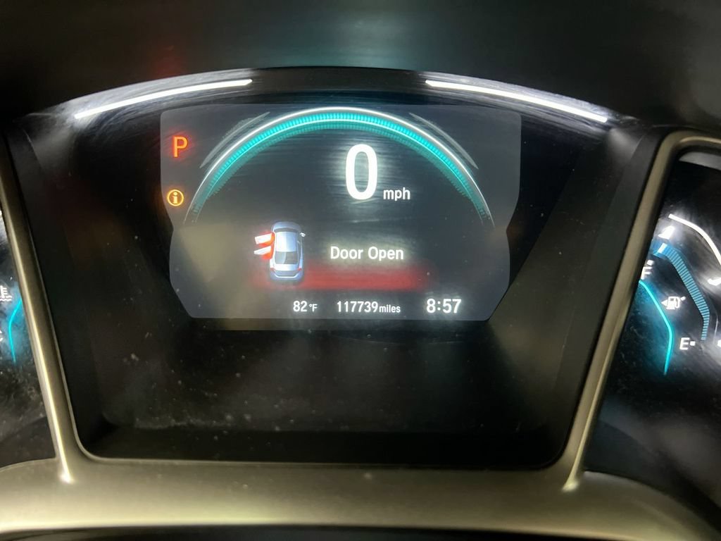 Used 2018 Honda Civic Touring image 13