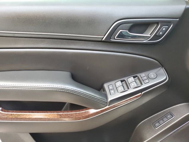 Used 2019 GMC Yukon XL SLT w/ Premium Edition image 17