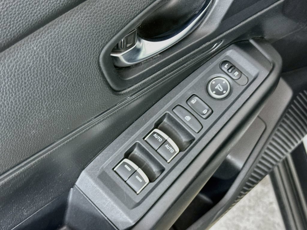 Used 2023 Honda Accord LX image 18