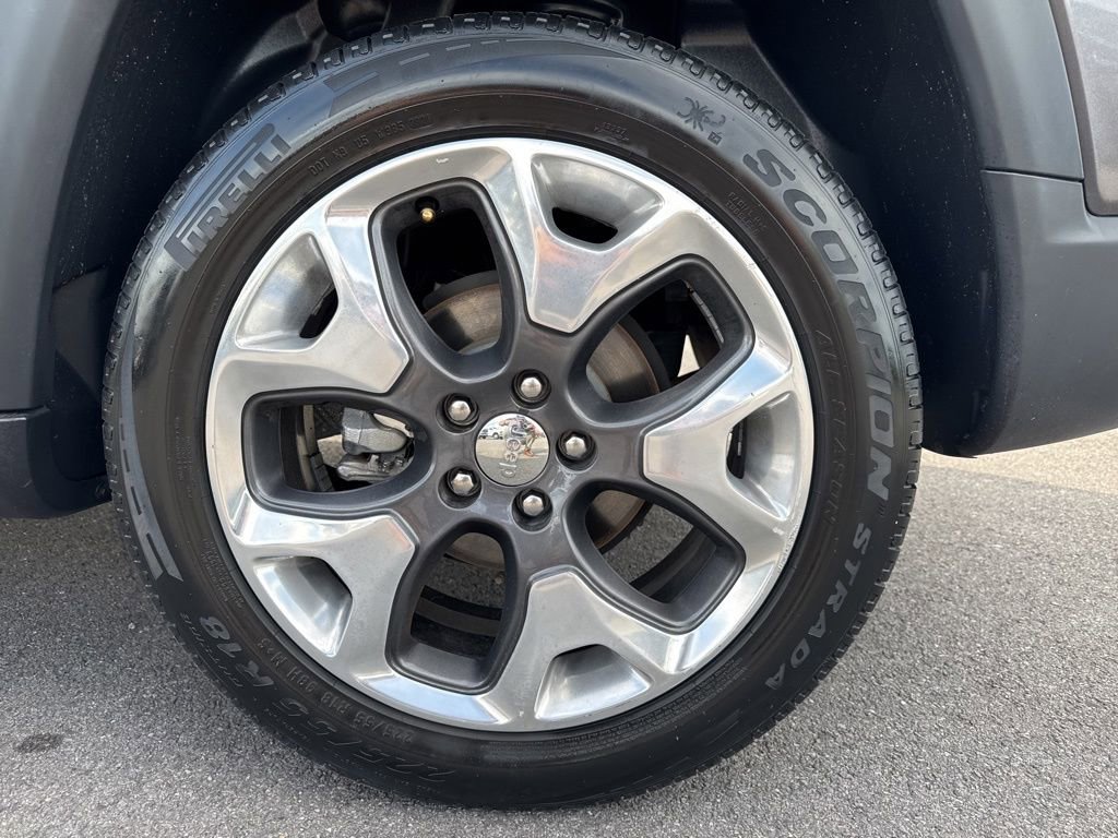 Used 2019 Jeep Compass Limited image 13