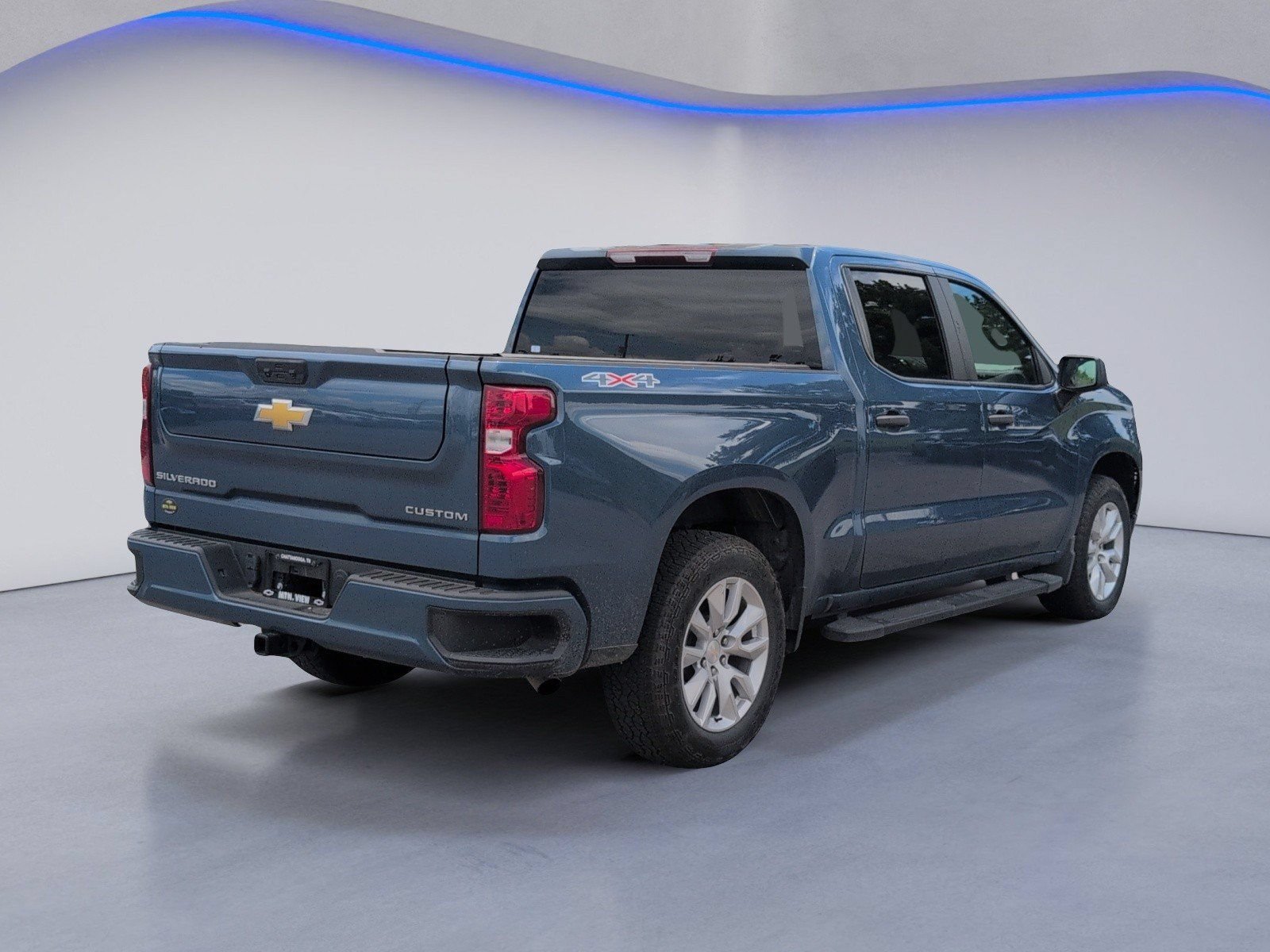 Used 2024 Chevrolet Silverado 1500 Custom AWD/4WD image 3