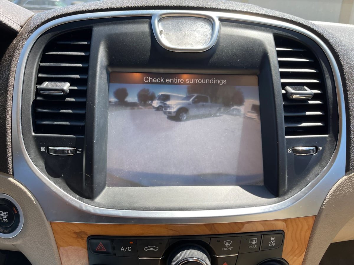 Used 2014 Chrysler 300 C AWD/4WD image 36