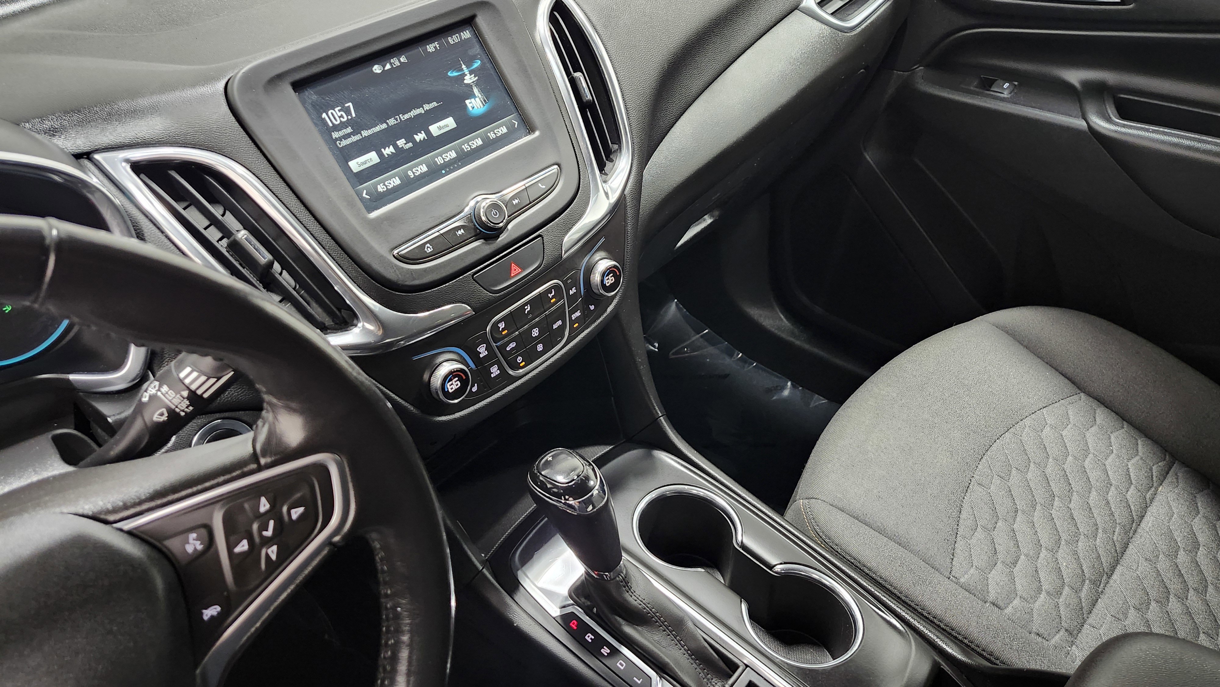 Used 2018 Chevrolet Equinox LT image 30