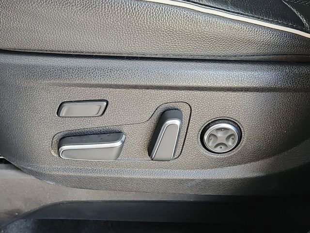 Used 2023 Hyundai Palisade Limited w/ Cargo Package image 24