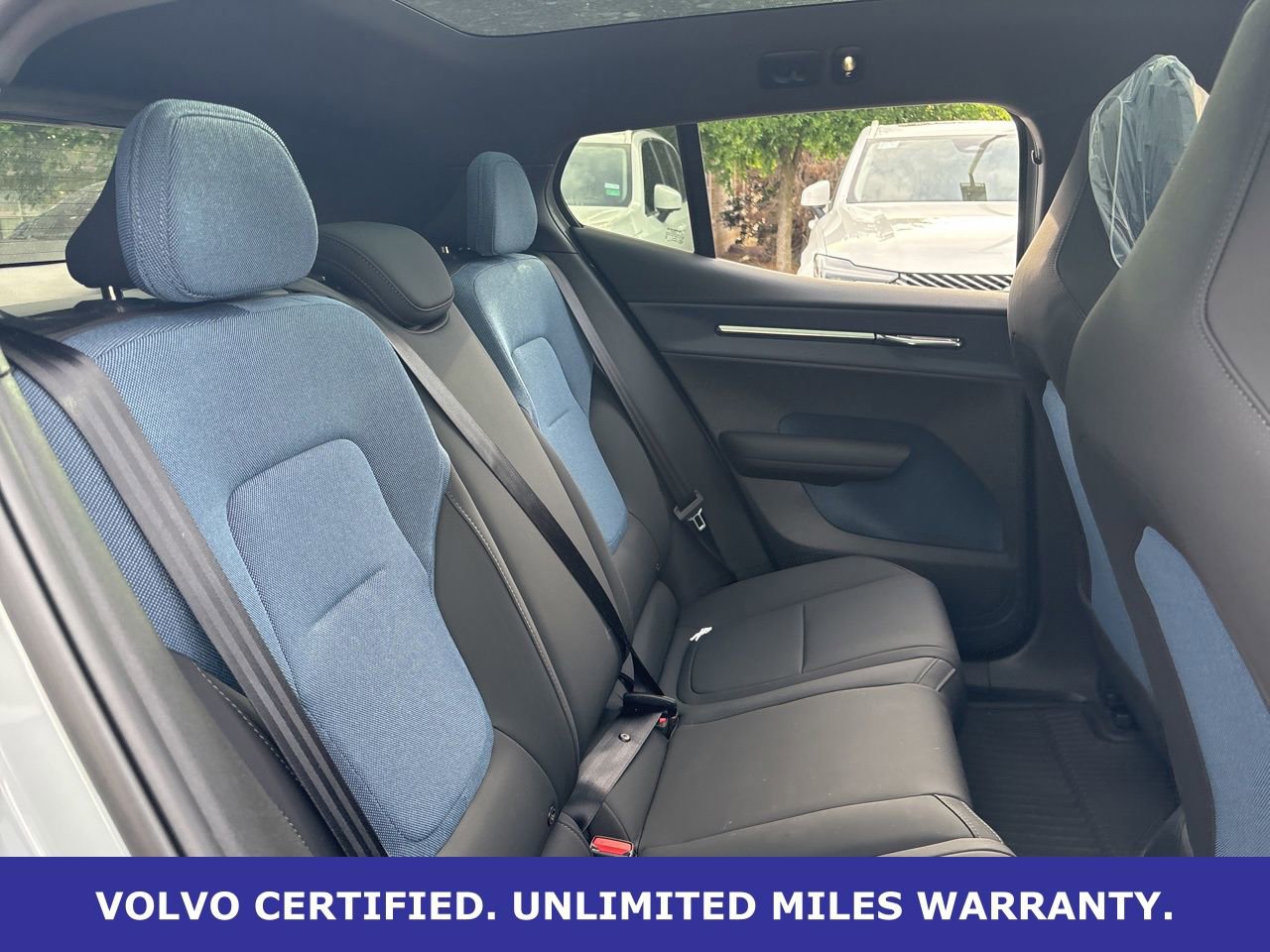 Certified 2025 Volvo EX30 Plus w/ Protection Package Premier AWD/4WD image 8