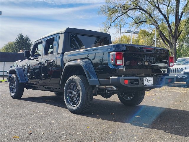 New 2026 Jeep Gladiator Sport image 9