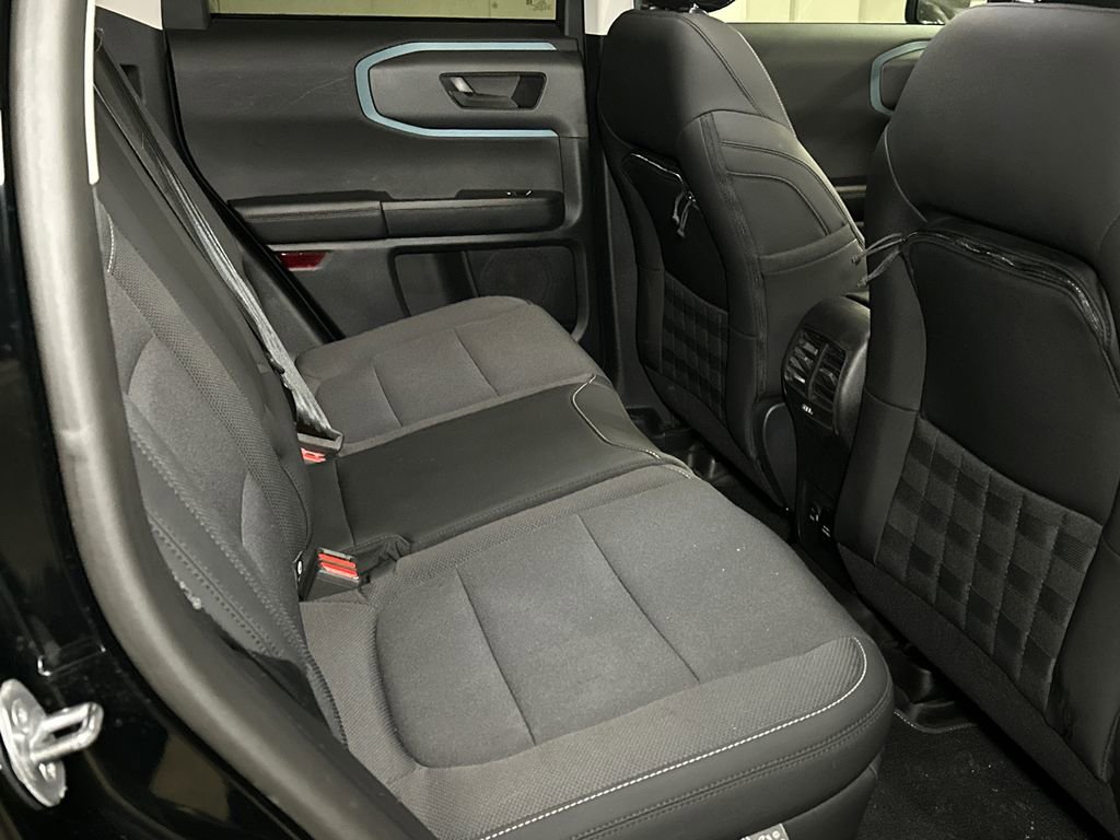 Used 2023 Ford Bronco Sport Badlands image 10