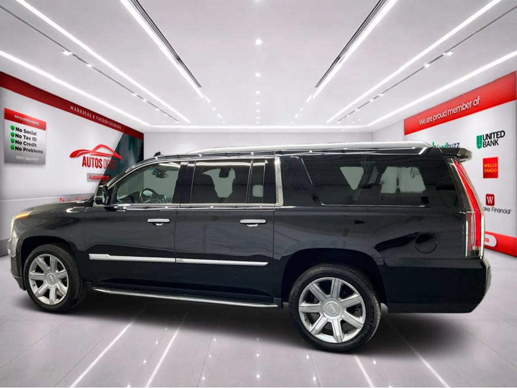 Used 2018 Cadillac Escalade ESV Luxury AWD/4WD image 5