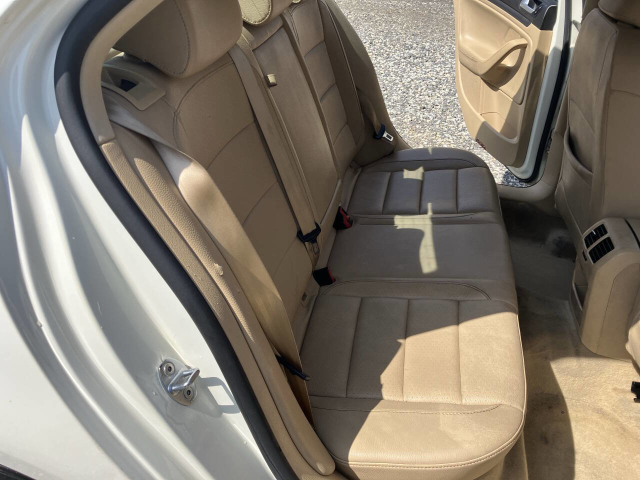 Used 2008 Volkswagen Jetta SE image 28