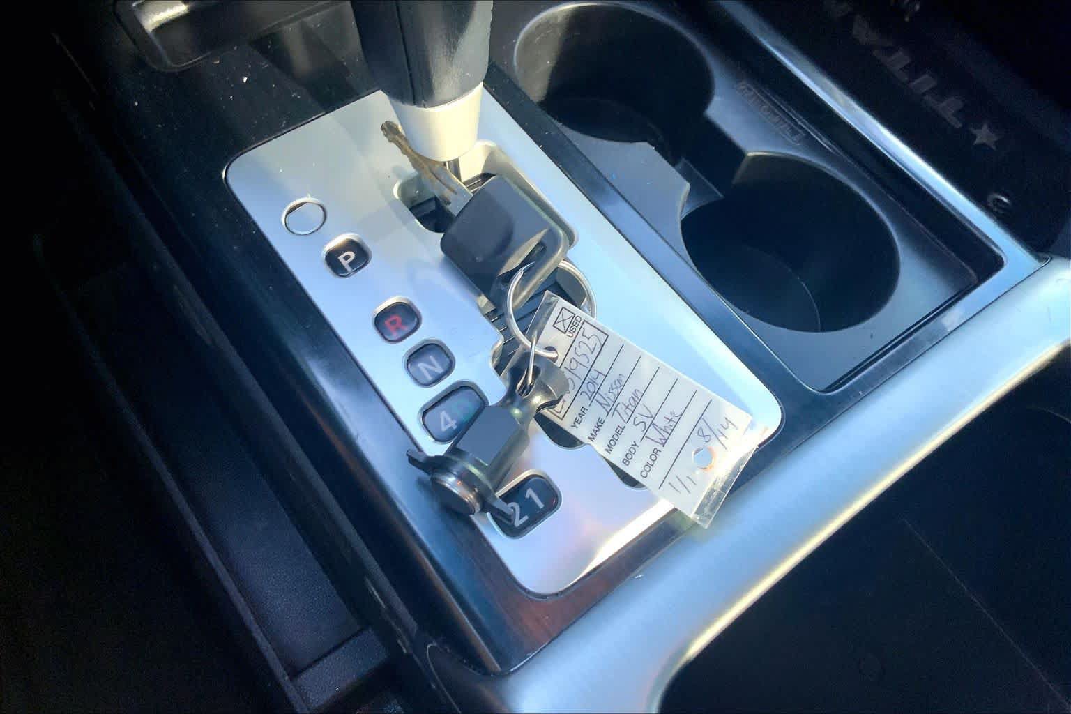 Used 2014 Nissan Titan SV w/ SV Value Truck Package RWD image 15