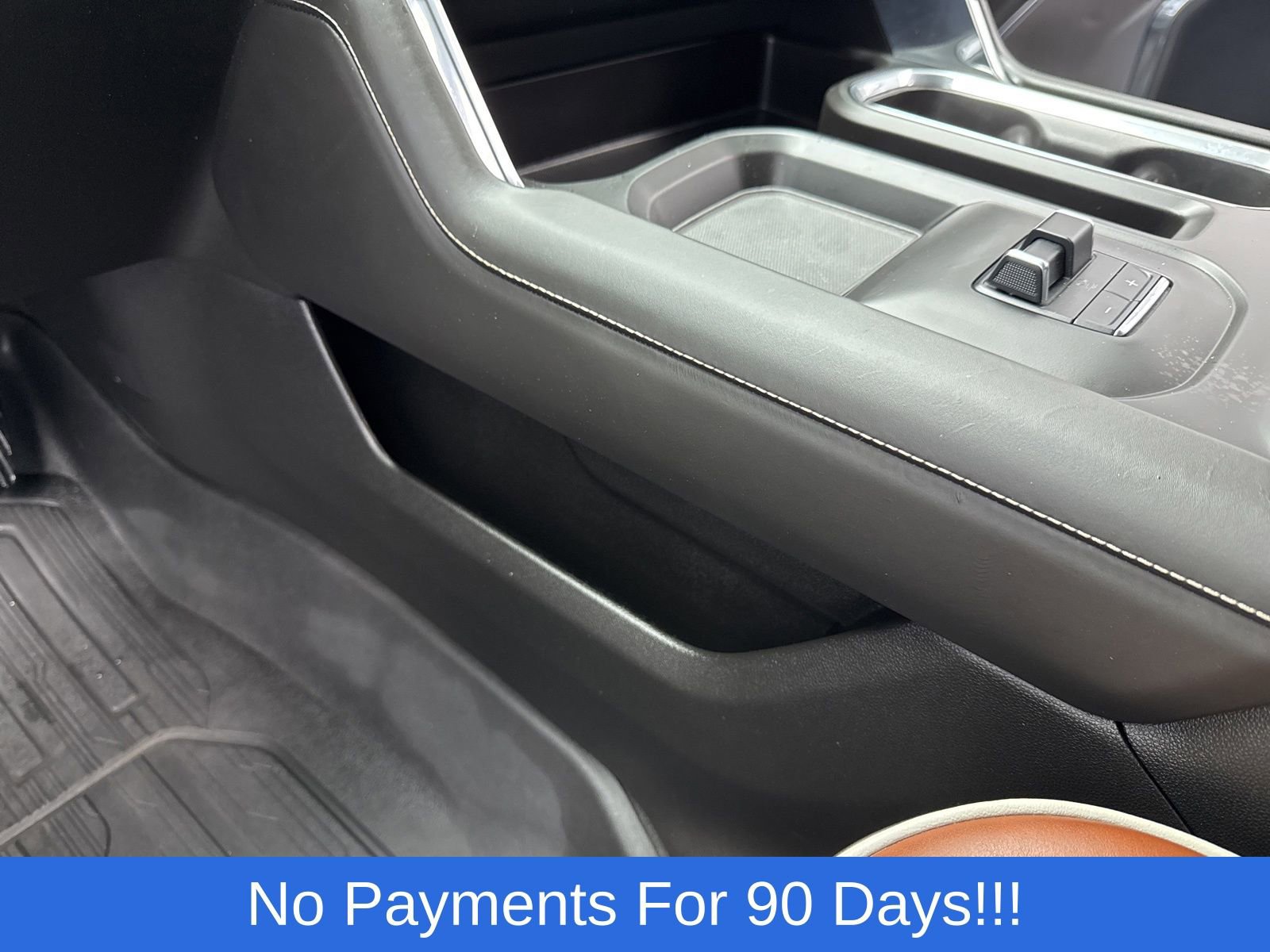 Used 2024 GMC Sierra 3500 Denali Ultimate image 30