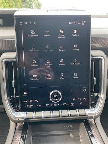 New 2026 GMC Yukon XL Elevation image 22