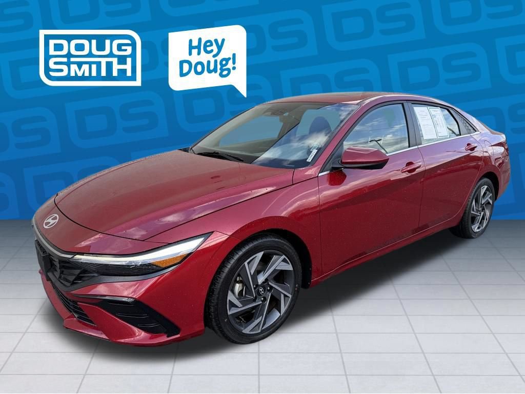 Used 2025 Hyundai Elantra SEL FWD image 1